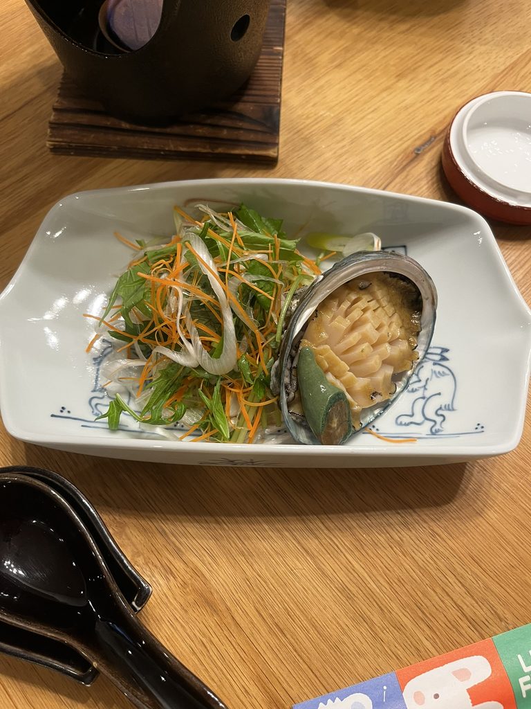 苦手な肉料理からアワビに変更